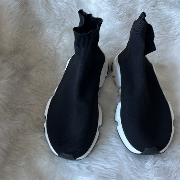 COPY - Balenciaga speed sneakers with graffiti sole  very good condition - Picture 5 of 5